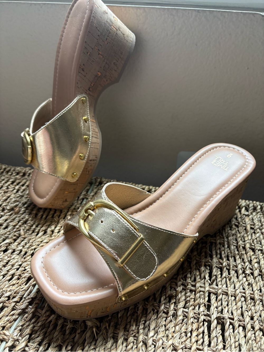 New Time and Tru Gold Metallic Cork Wedge Slide Sandals